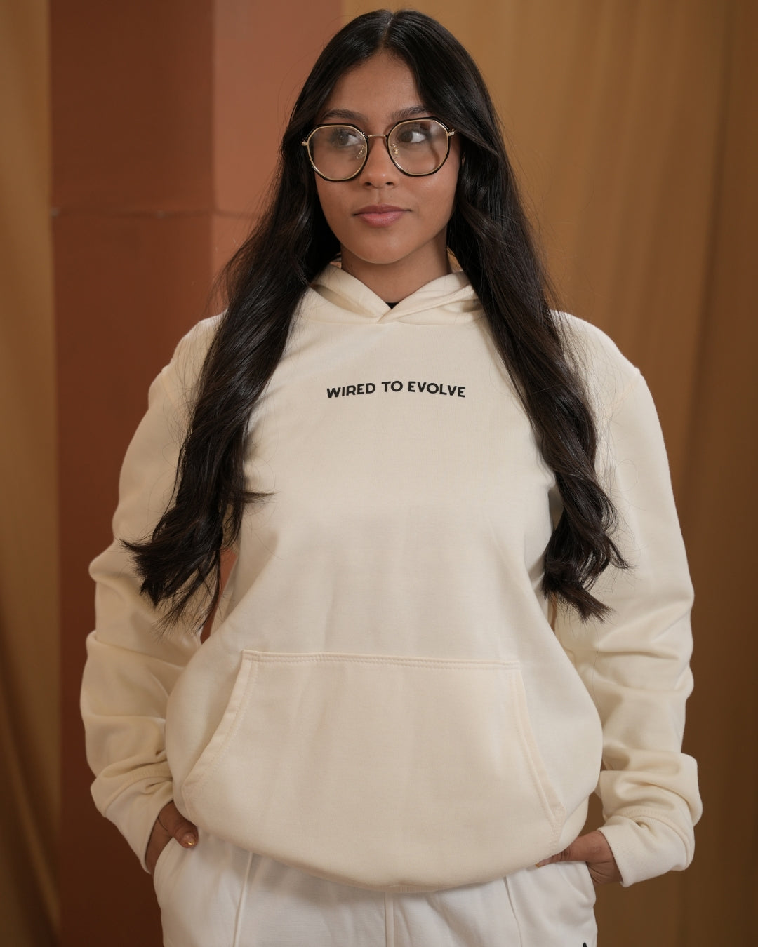 TO EVOLVE HOODIE IVORY WOMAN