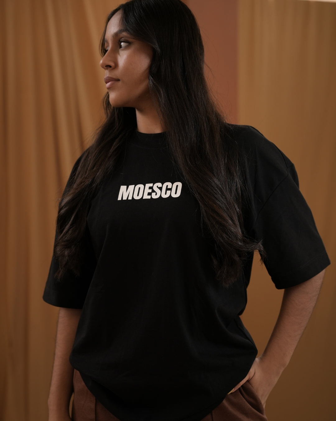 BASIC MOESCO LOGO T-SHIRT BLACK WOMAN