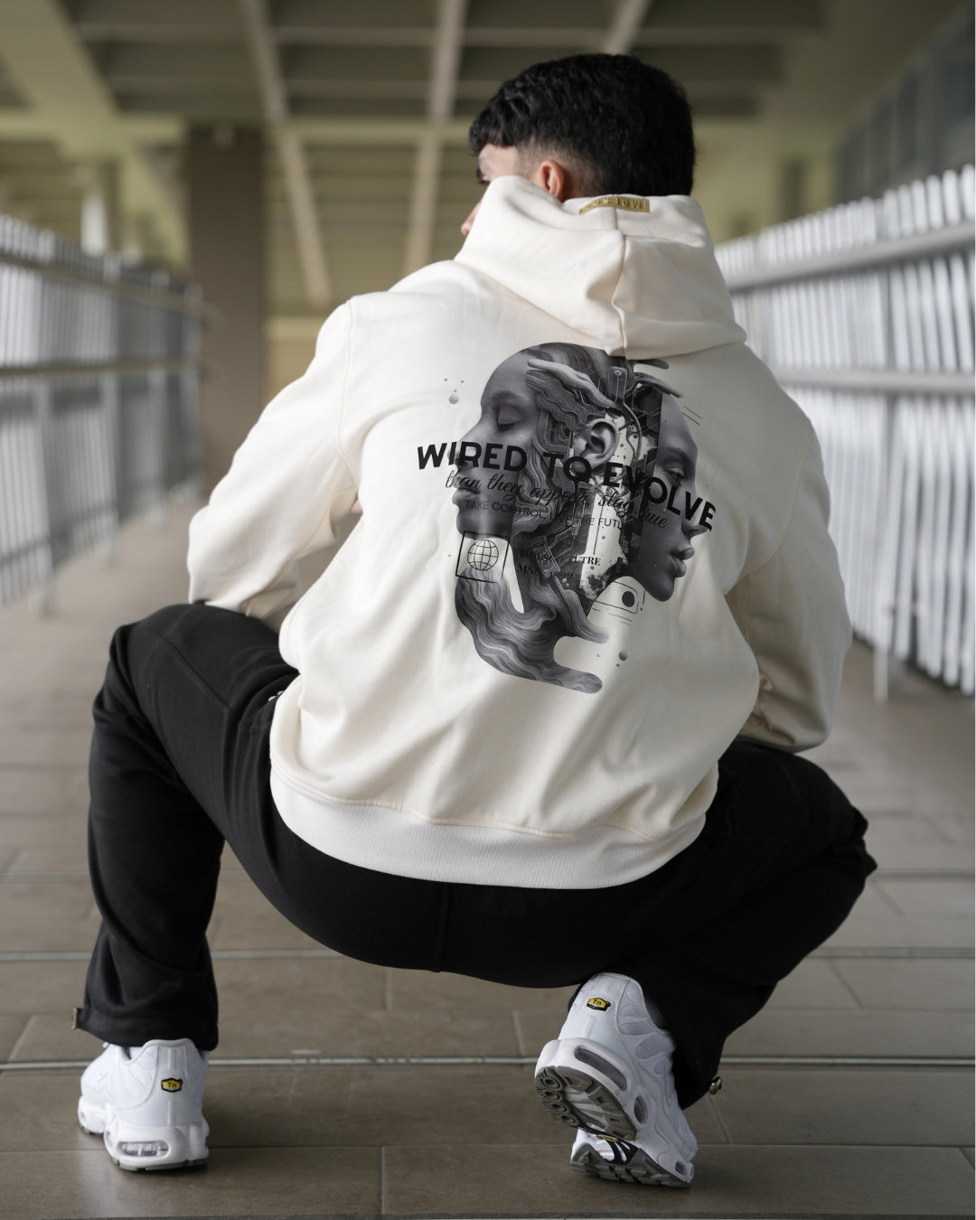 TO EVOLVE HOODIE IVORY MAN