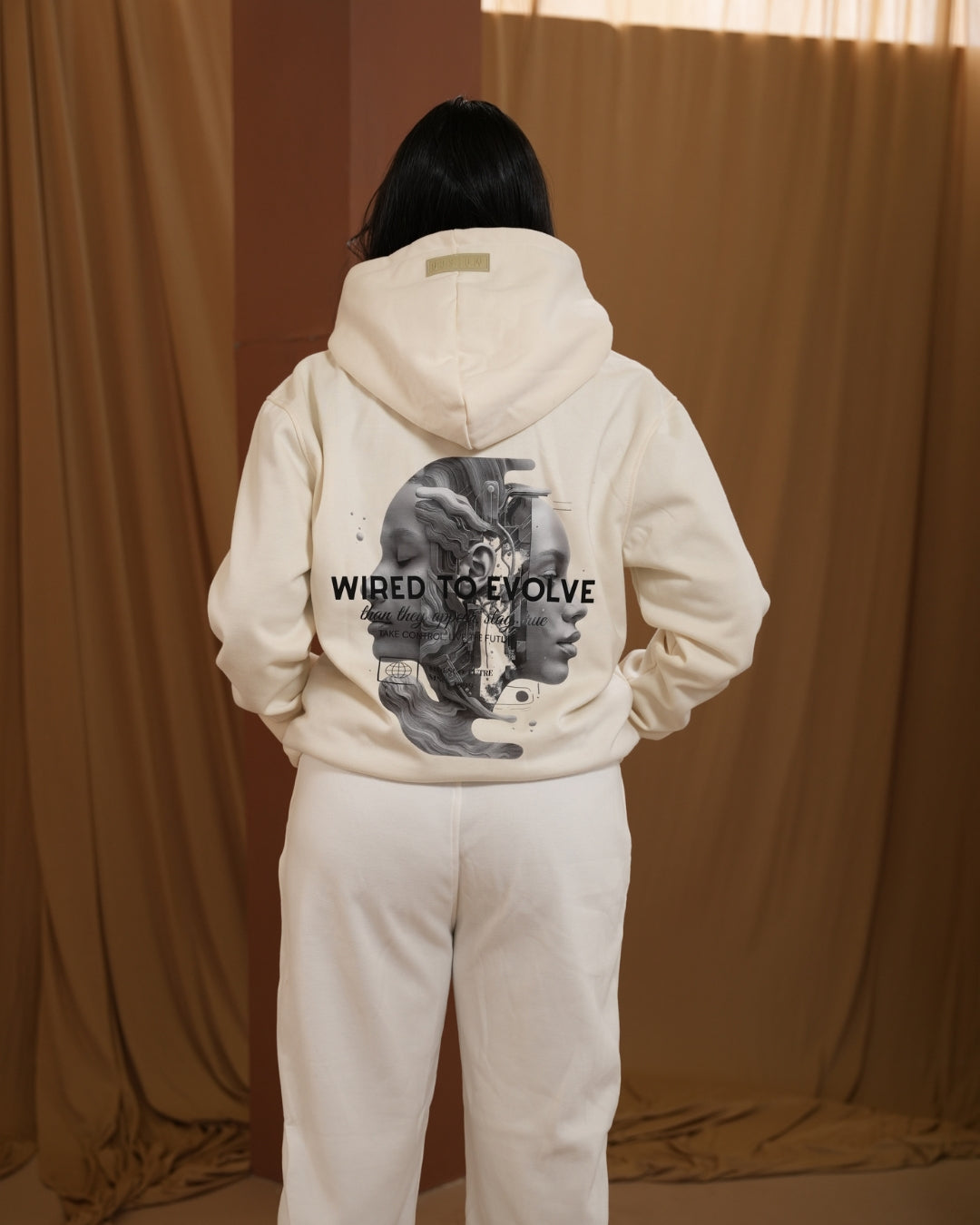 TO EVOLVE HOODIE IVORY WOMAN
