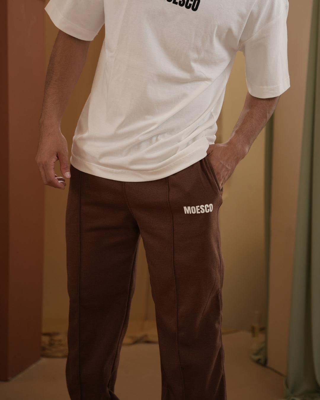 MOESCO LOGO SWEATSHIRT PANTS BROWN MAN
