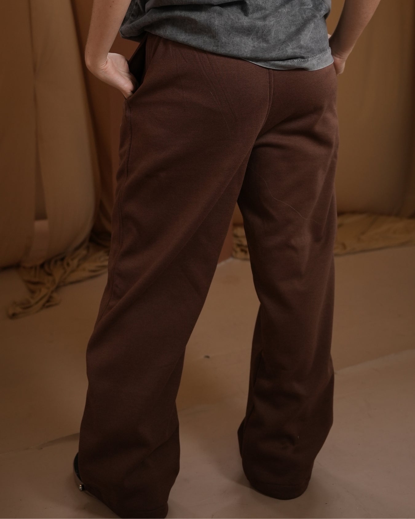 MOESCO LOGO SWEATSHIRT PANTS BROWN WOMAN